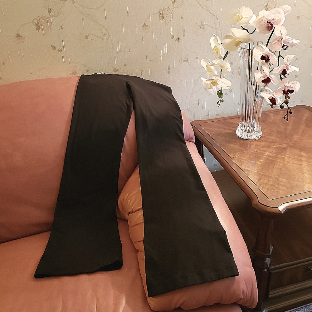 Lululemon Groove yoga pants